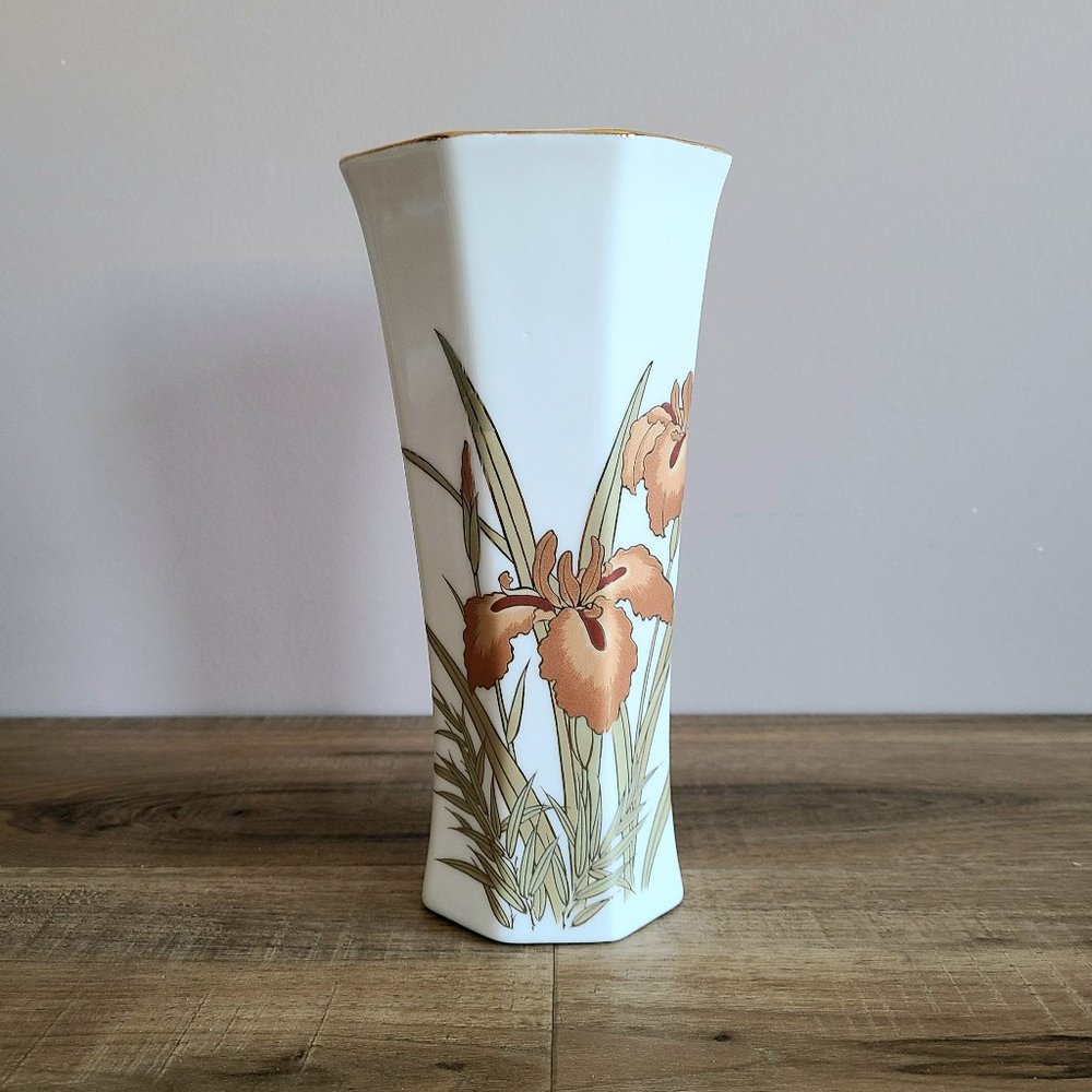 Vintage ceramic vase Japan with floral design.